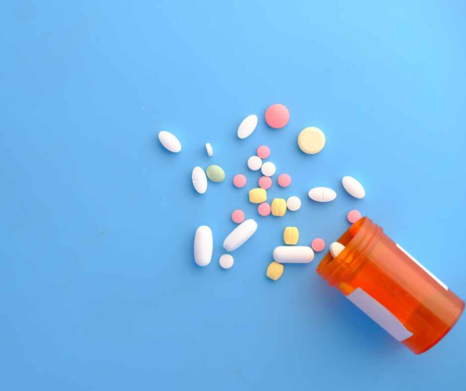Health product packaging designer reviewing a compliant label for international distribution – Pharma Gate Solutions
